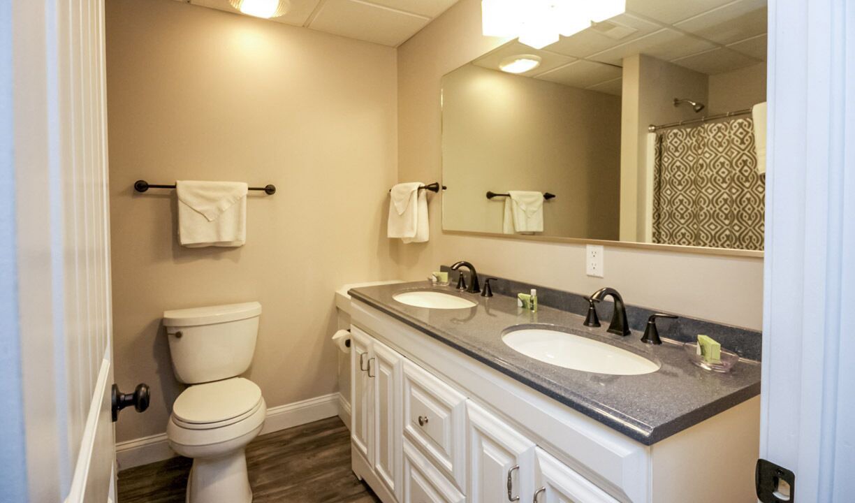 Photo of Bathroom in Logan