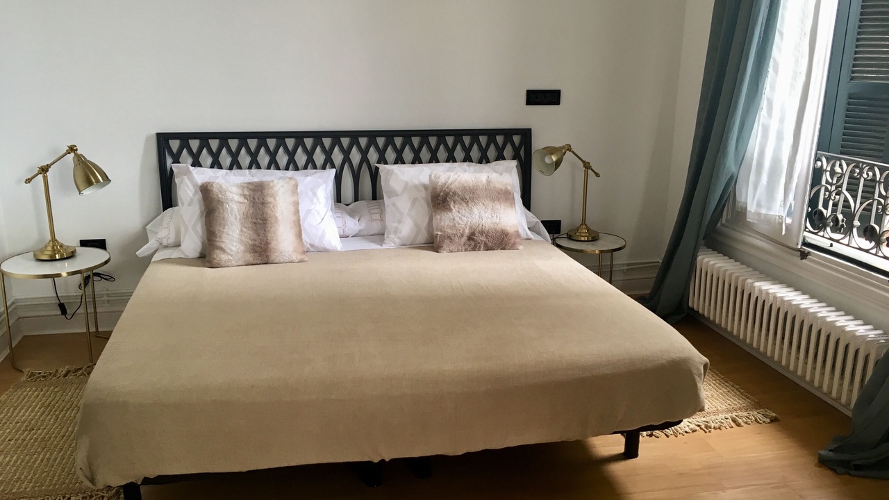 Photo of Bedroom in Bilbao City Centre