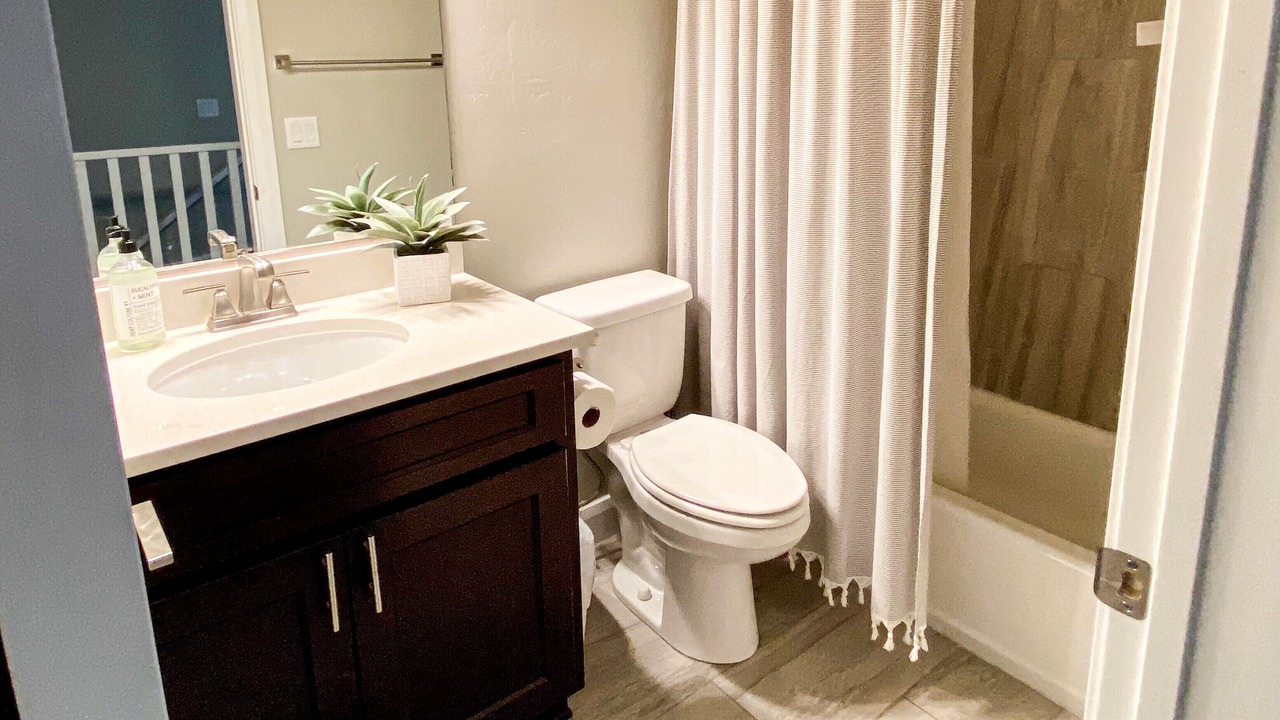 Photo of Bathroom in Hurricane