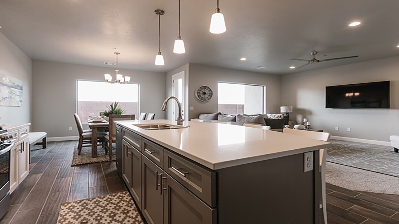 Photo of Kitchen in Hurricane