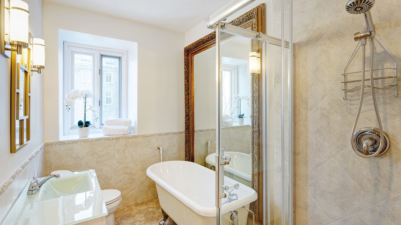 Photo of Bathroom in Shaughnessy Village