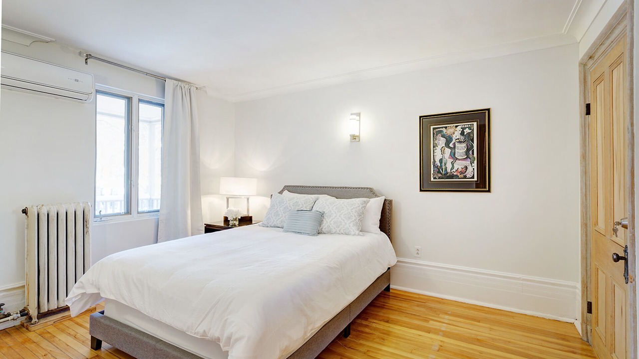 Photo of Bedroom in Shaughnessy Village