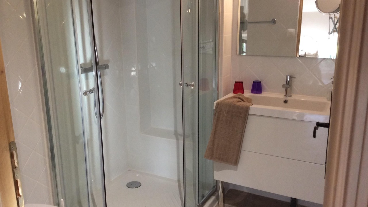 Photo of Bathroom in Le Somail