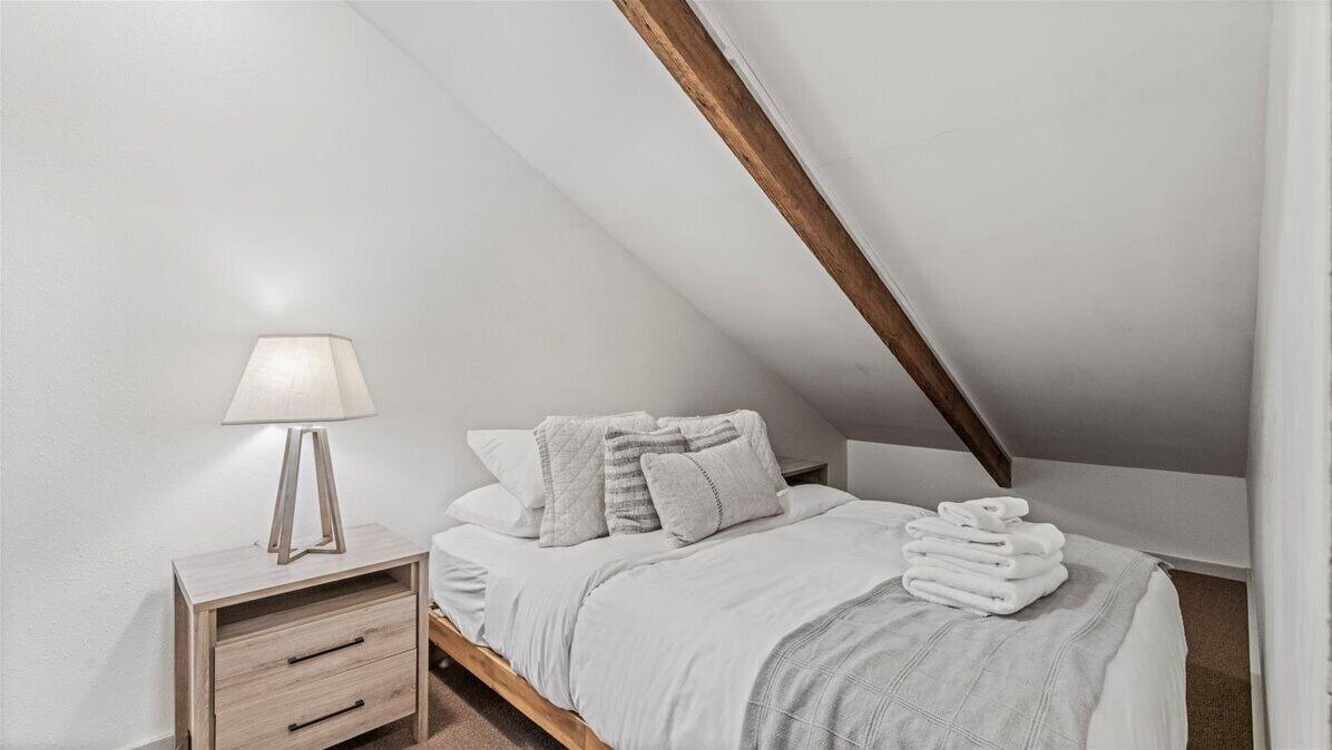 Photo of Bedroom in Sundance