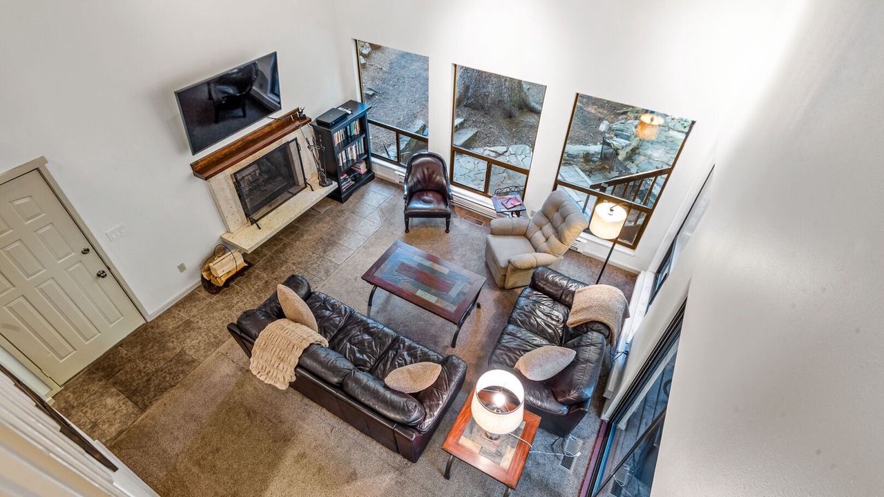 Photo of Livingroom in Sundance