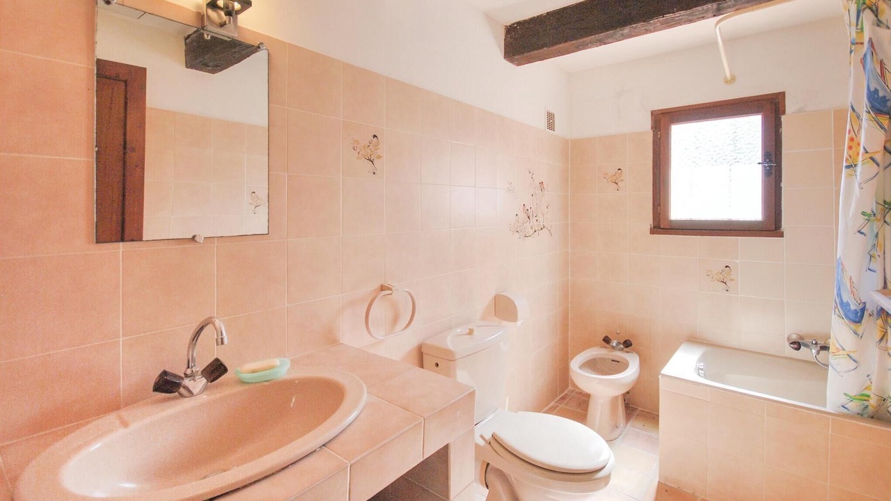 Photo of Bathroom in Bagnols-en-Foret