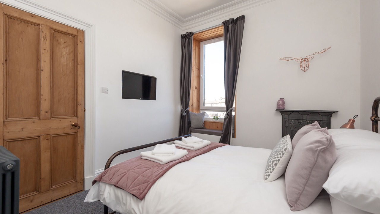 Photo of Bedroom in Edinburgh