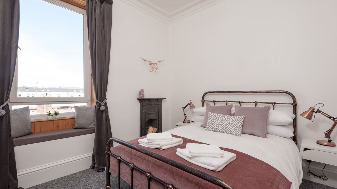 Photo of Bedroom in Edinburgh