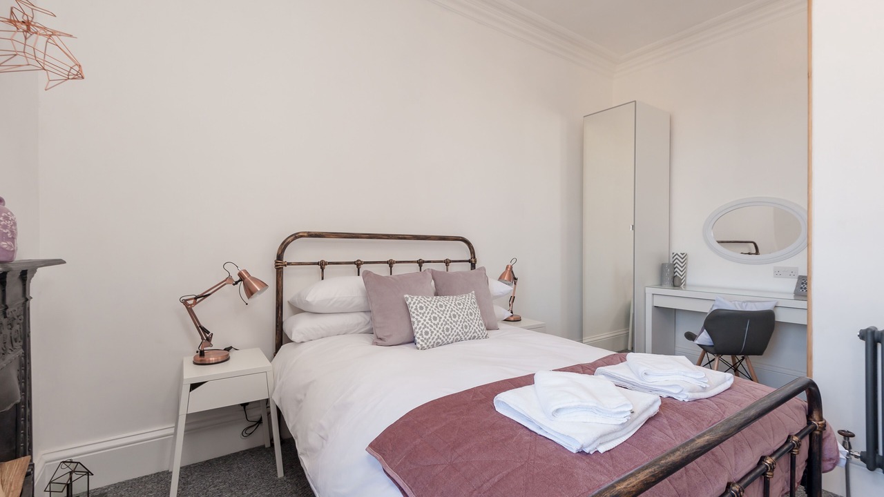 Photo of Bedroom in Edinburgh