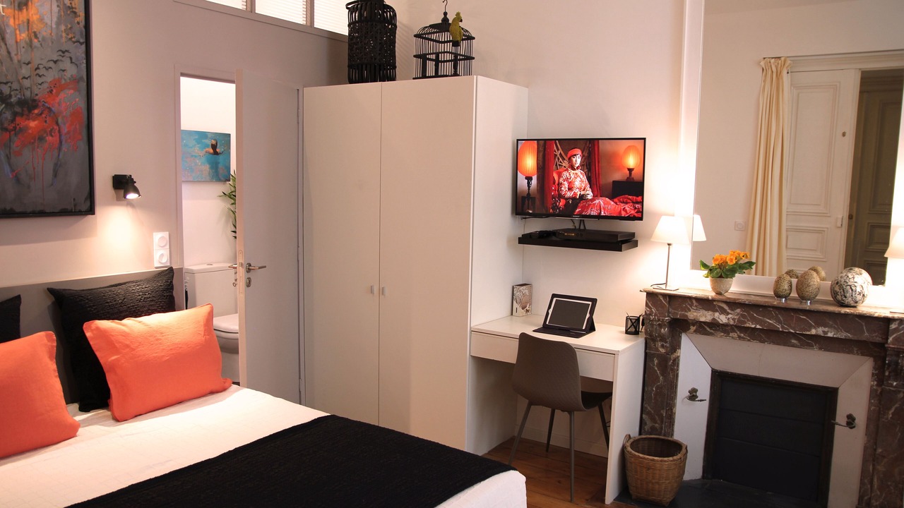 Photo of Bedroom in La Rochelle City Centre