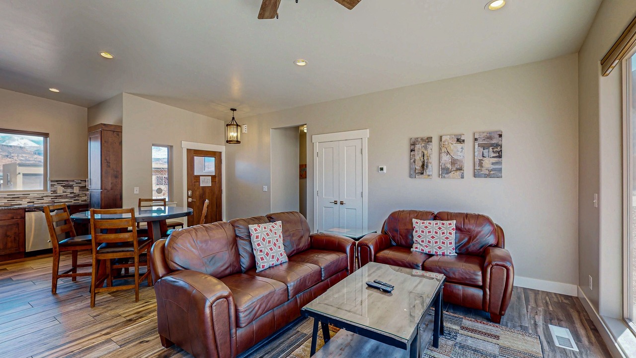Photo of Livingroom in Moab South Valley