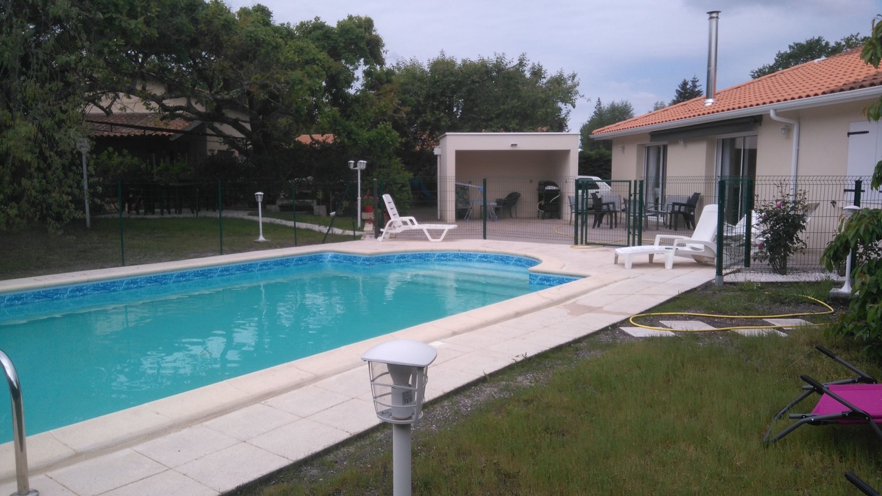 Photo of Outdoor in Saint-Aubin-de-Medoc