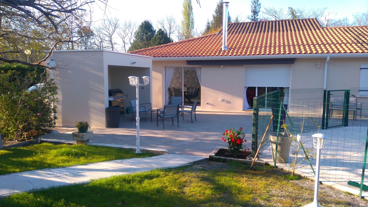 Photo of Outdoor in Saint-Aubin-de-Medoc