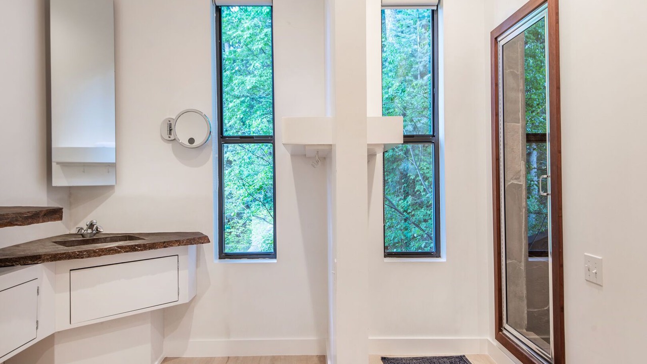 Photo of Bathroom in Sundance