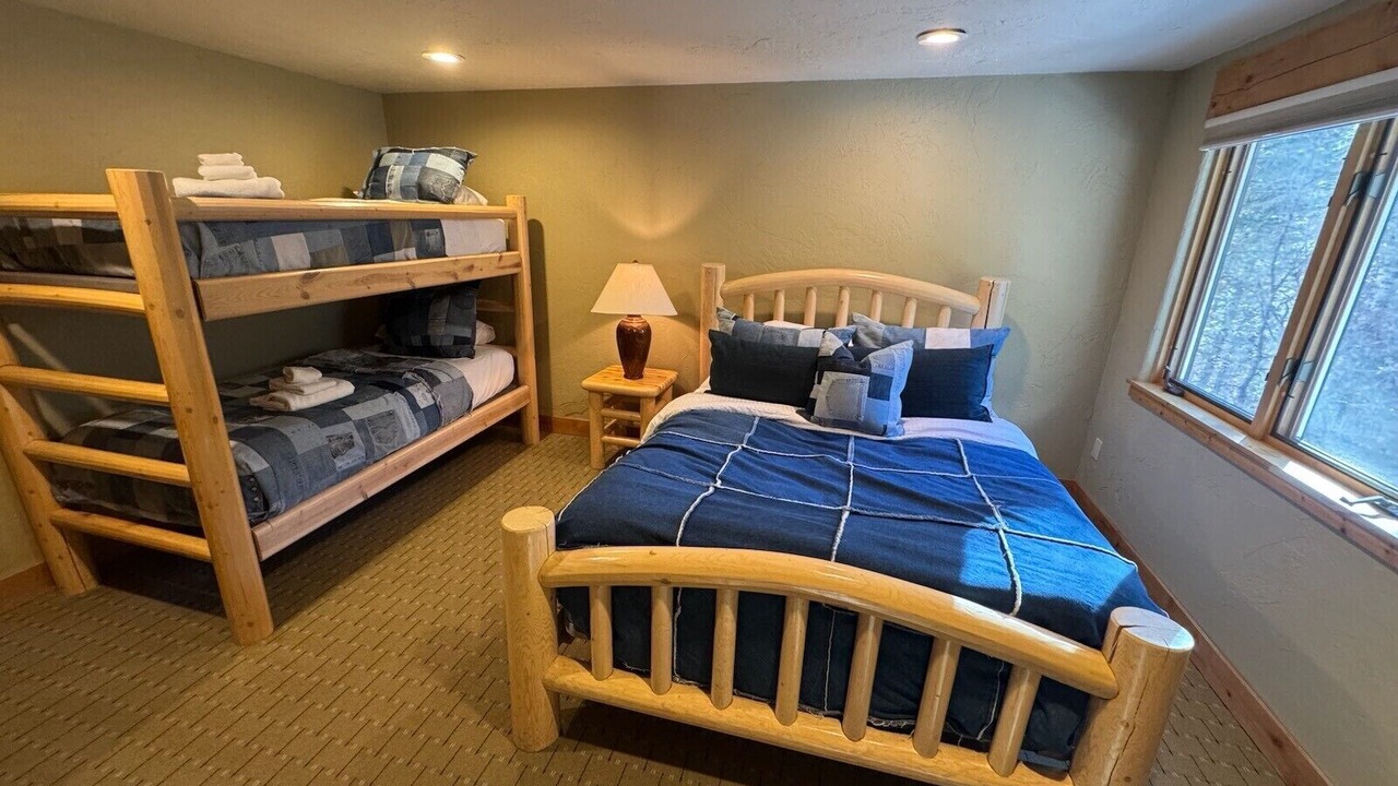 Photo of Bedroom in Sundance
