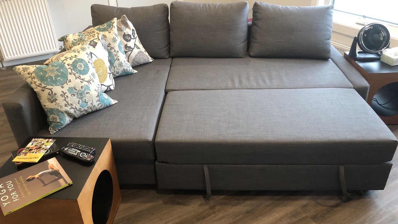 Photo of Livingroom in Southeast Edmonton
