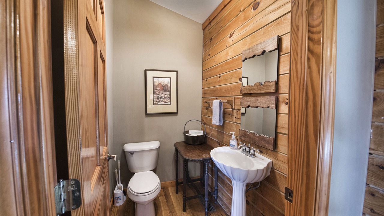 Photo of Bathroom in Logan