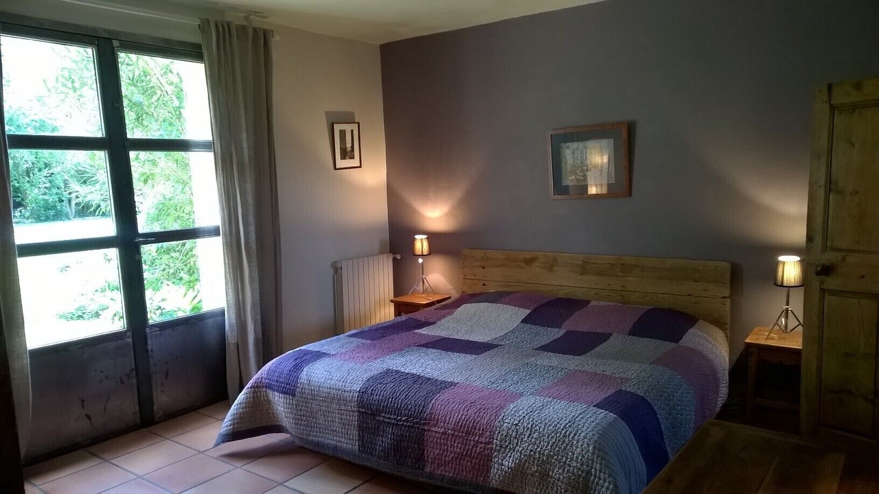 Photo of Bedroom in Pernes-les-Fontaines