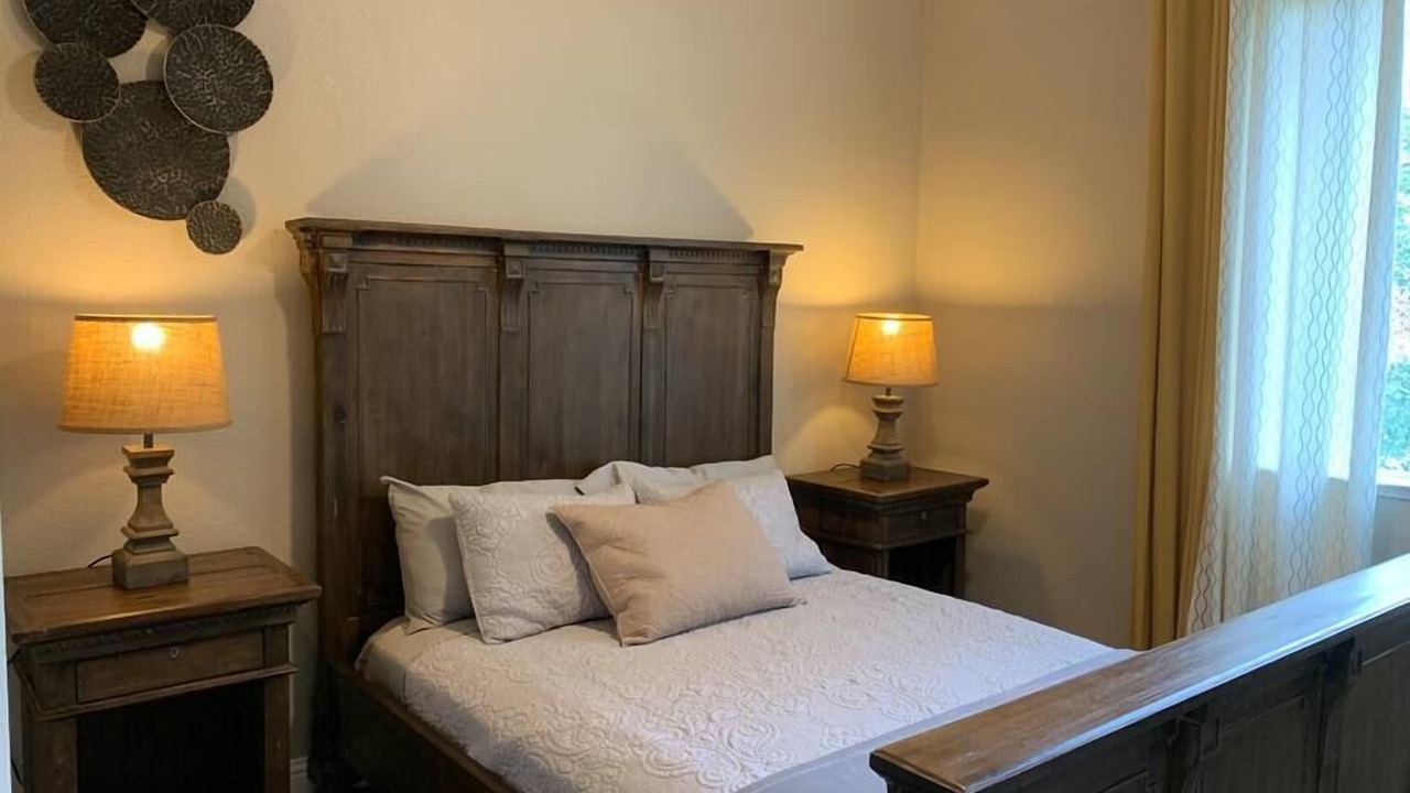 Photo of Bedroom in Folsom