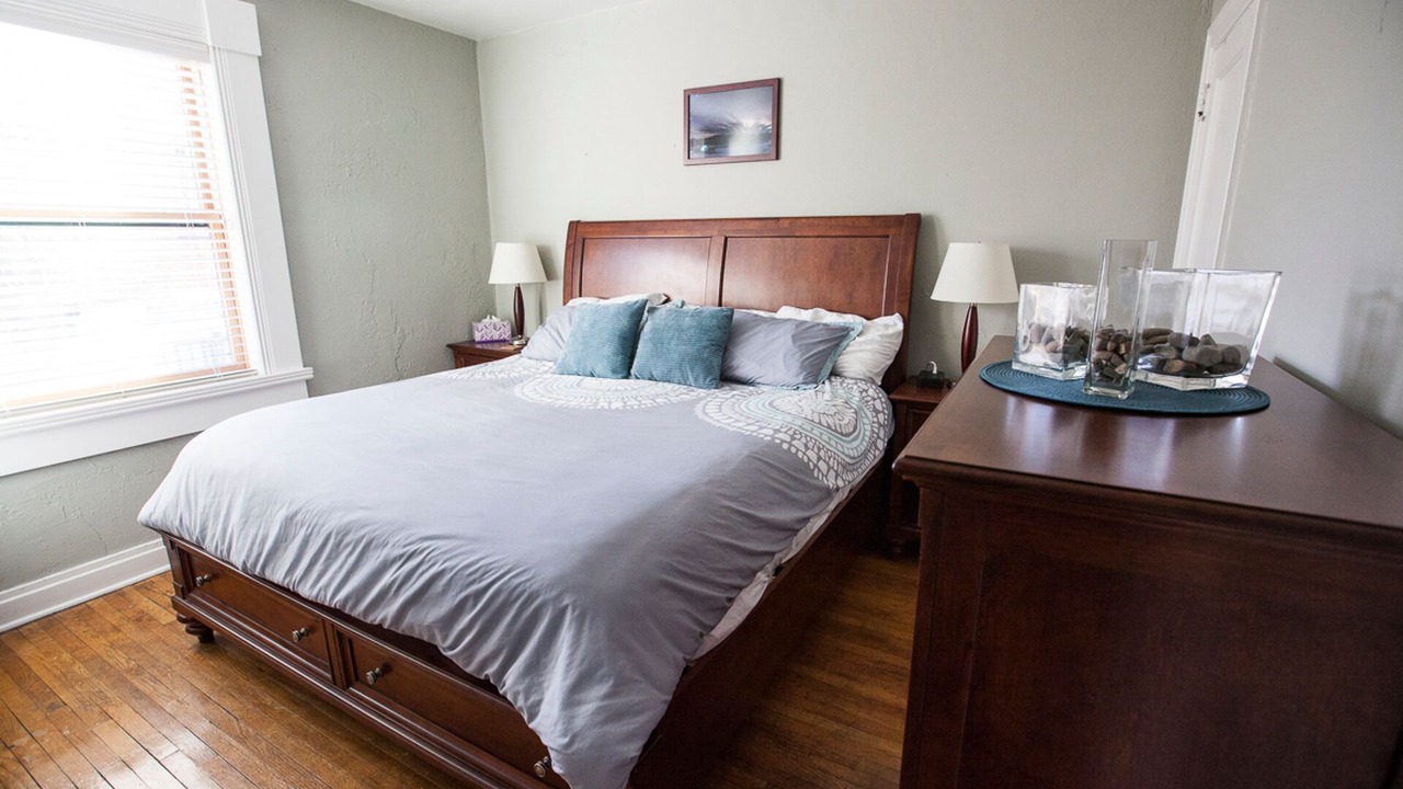 Photo of Bedroom in Riverfront