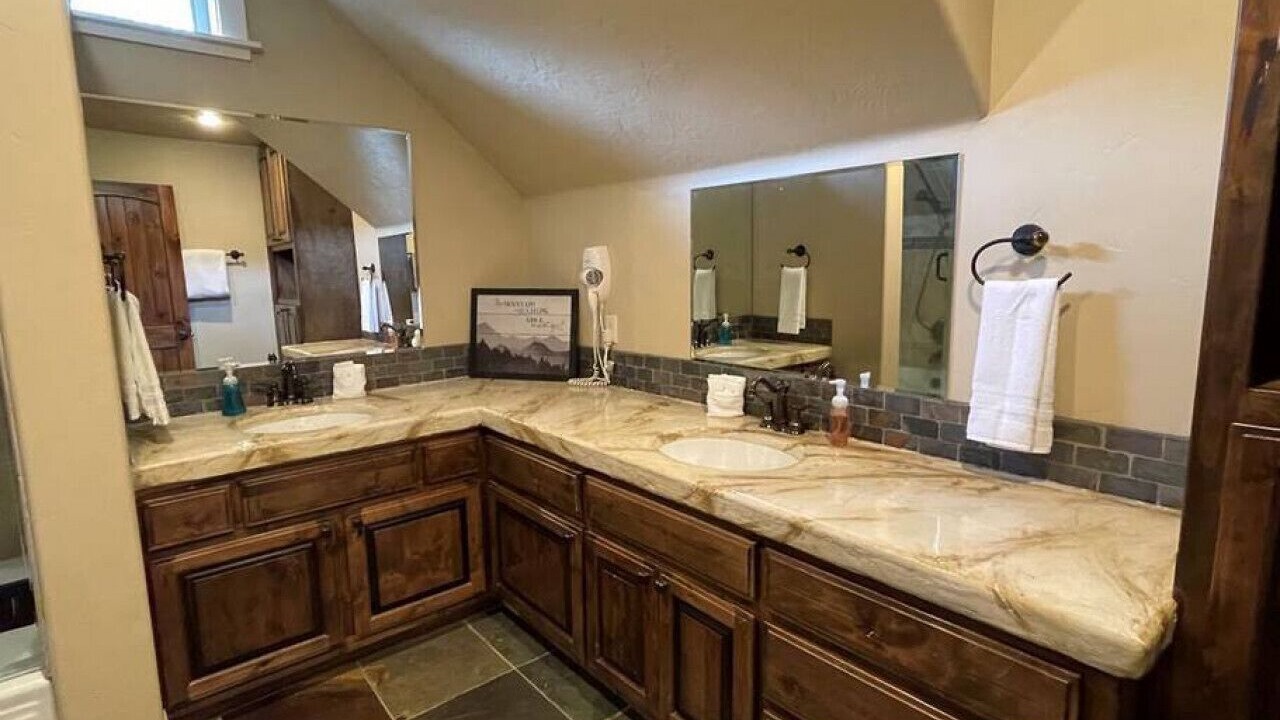 Photo of Bathroom in Tamarack Resort