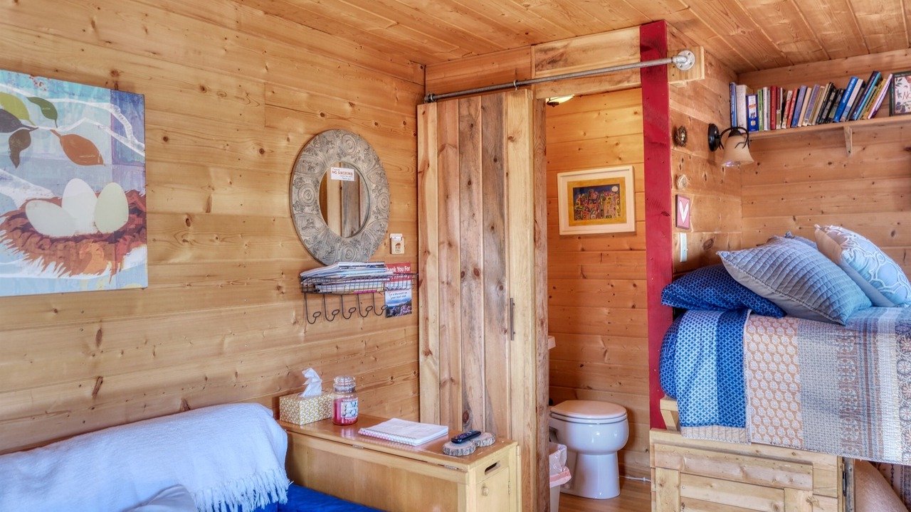 Photo of Bedroom in Goreville