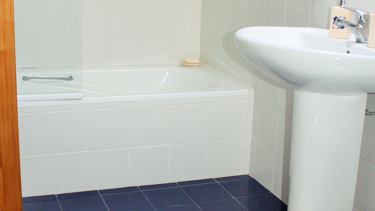 Photo of Bathroom in Esposende