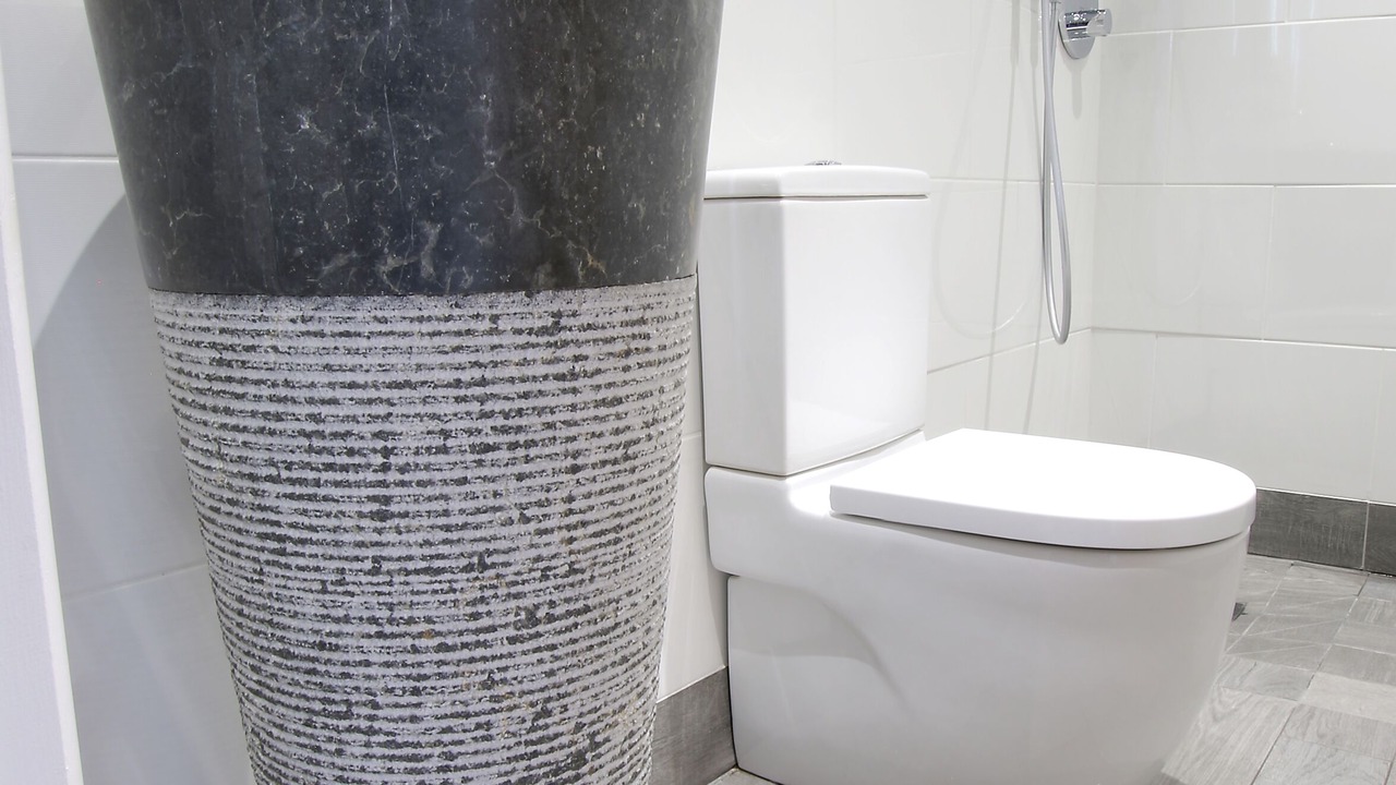 Photo of Bathroom in Margam