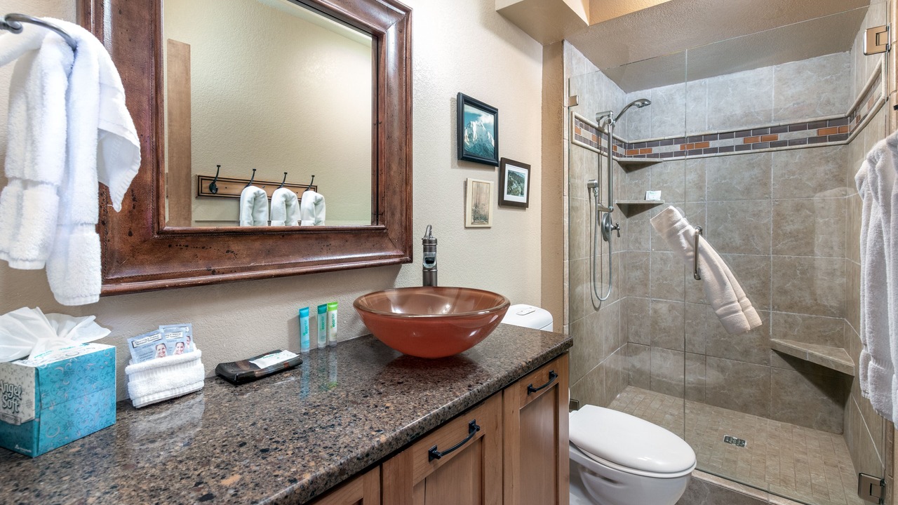Photo of Bathroom in Park Meadows