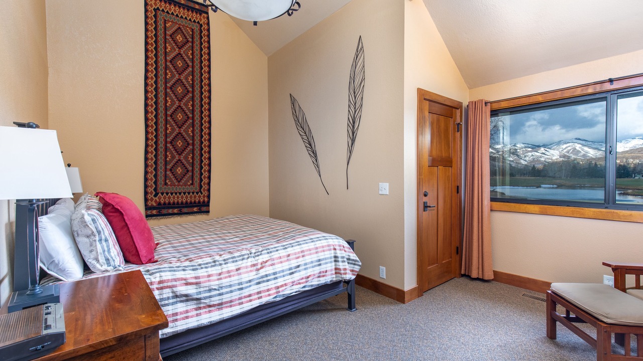 Photo of Bedroom in Park Meadows