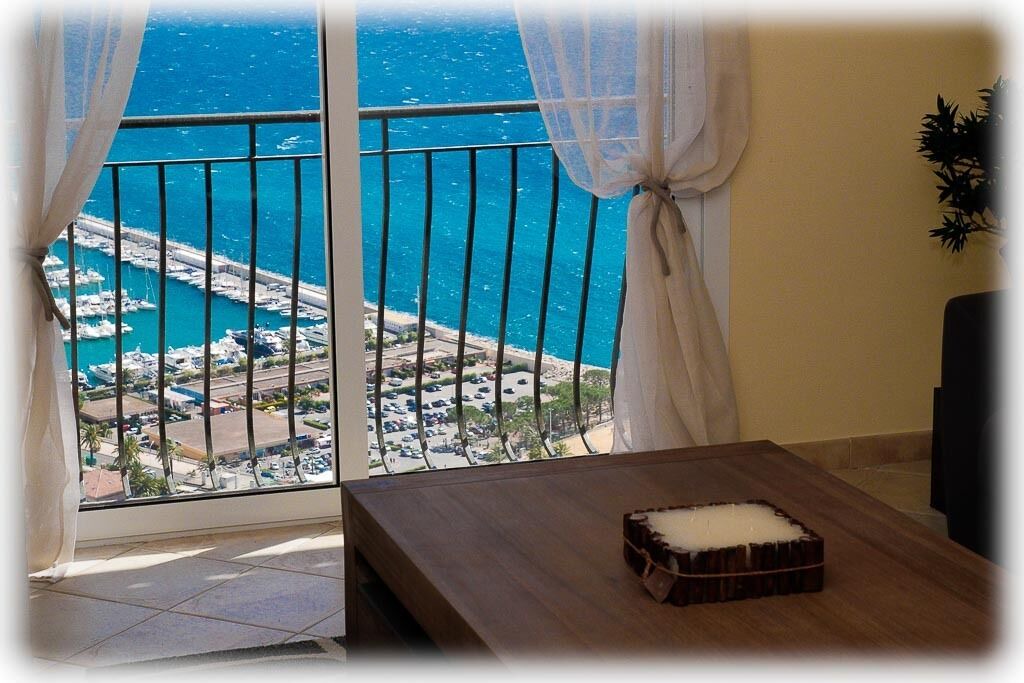 Photo of Others in Menton