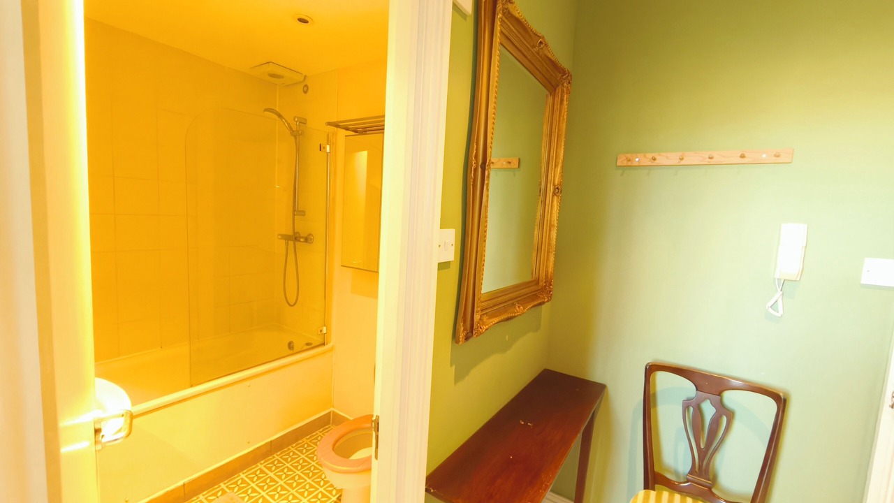 Photo of Bathroom in Barbican