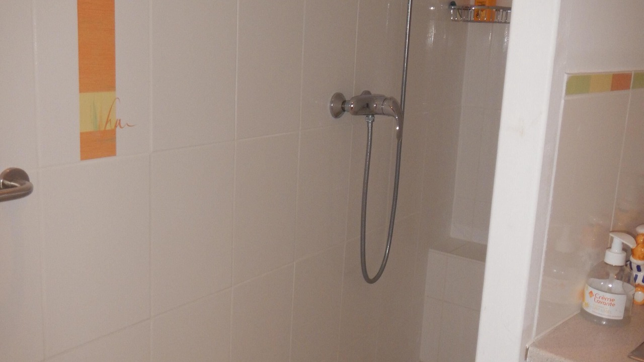 Photo of Bathroom in Port-en-Bessin-Huppain