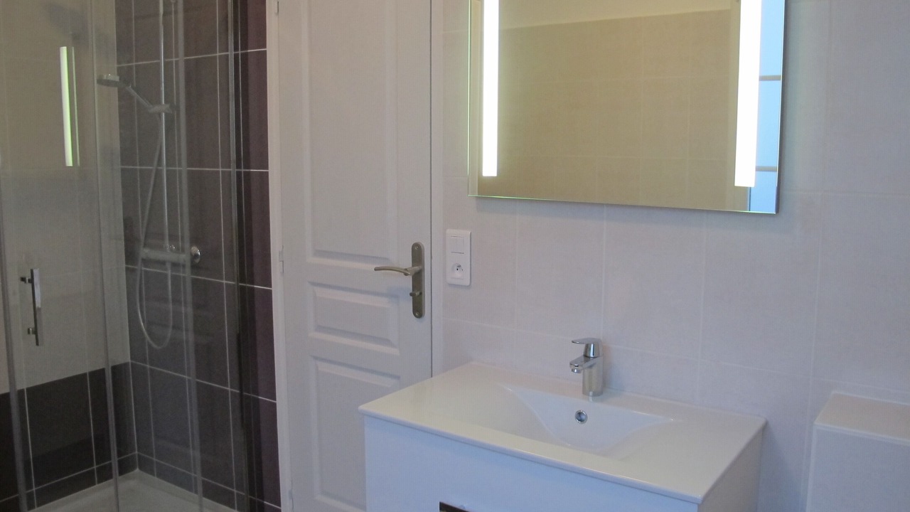 Photo of Bathroom in Port-en-Bessin-Huppain