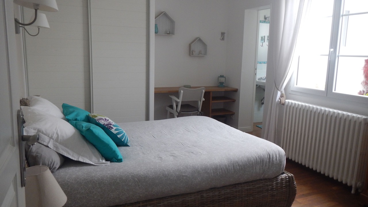 Photo of Bedroom in Port-en-Bessin-Huppain