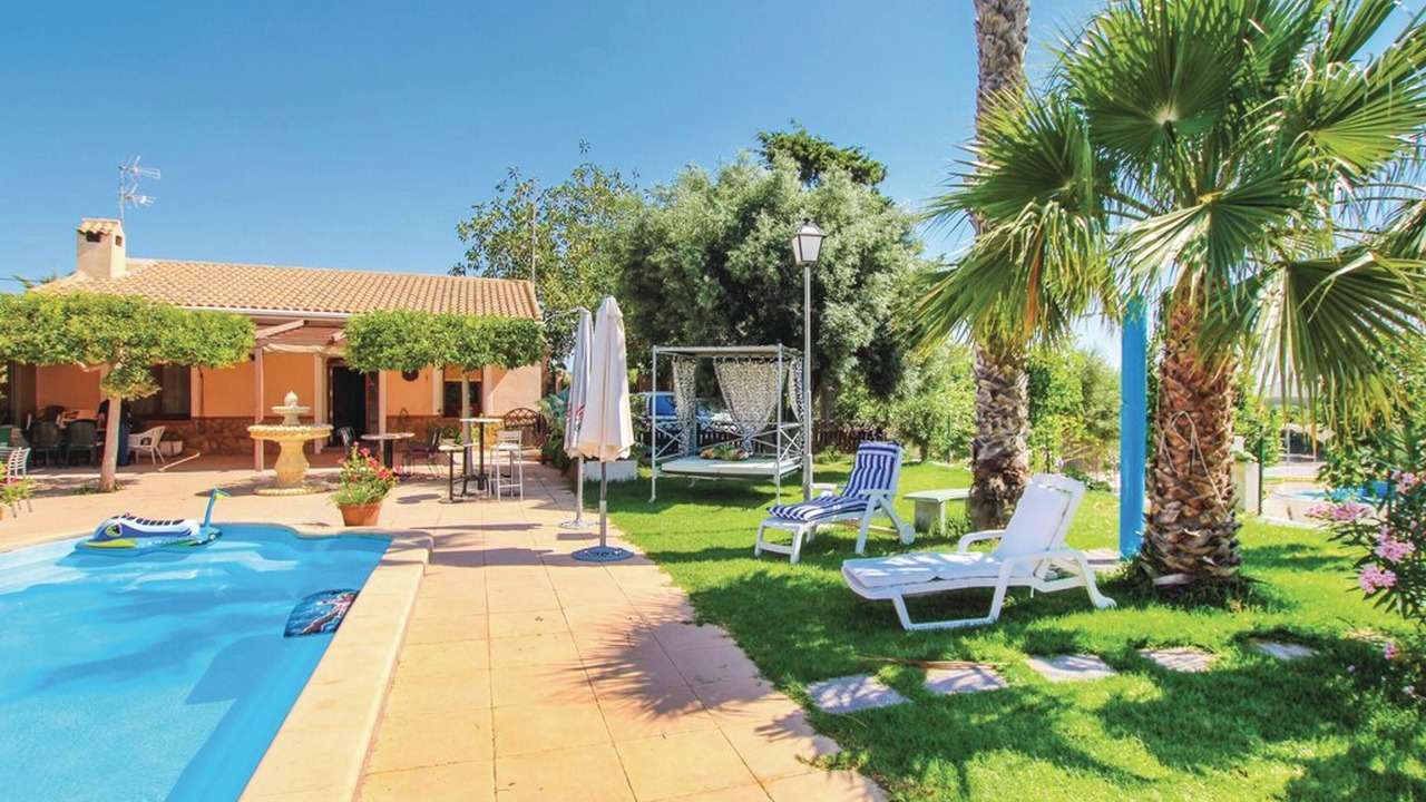 Photo of Outdoor in La Marina