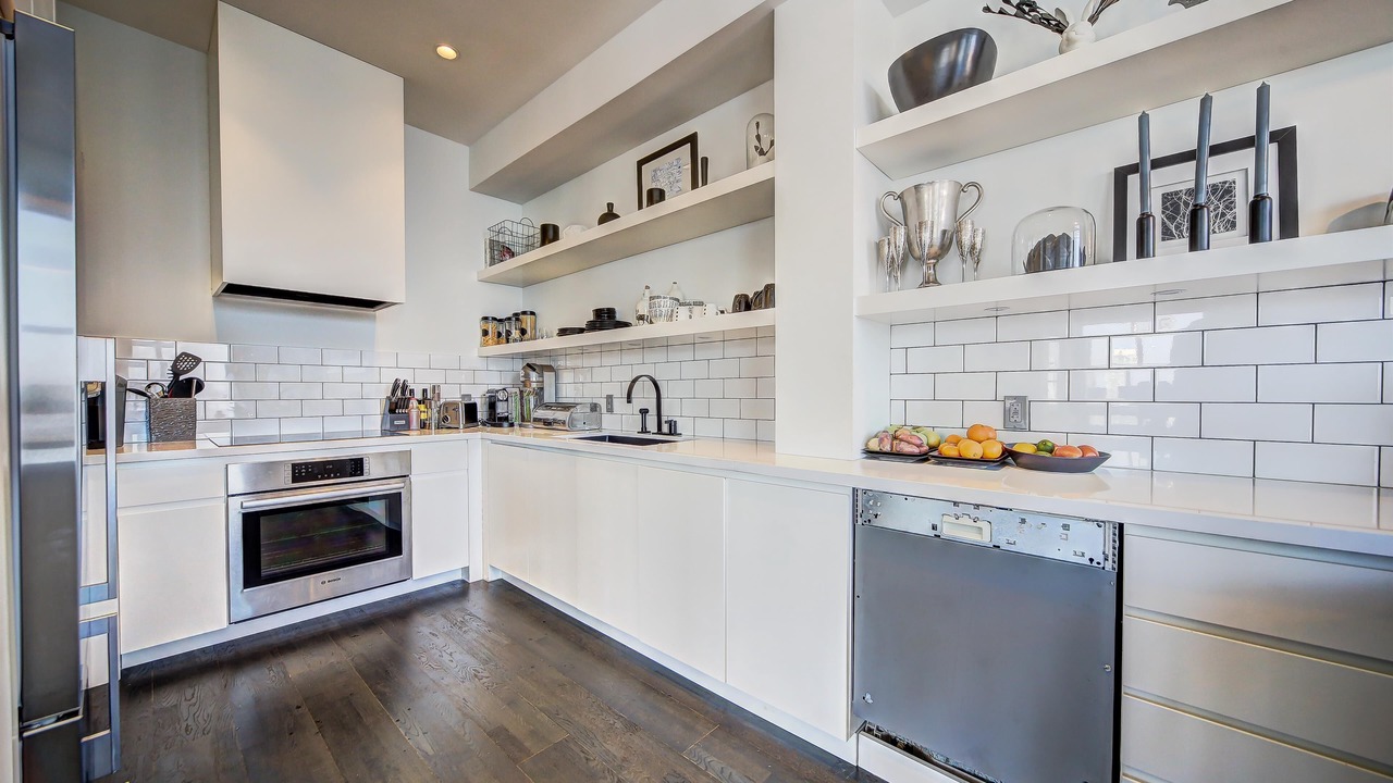 Photo of Kitchen in Toronto Entertainment District