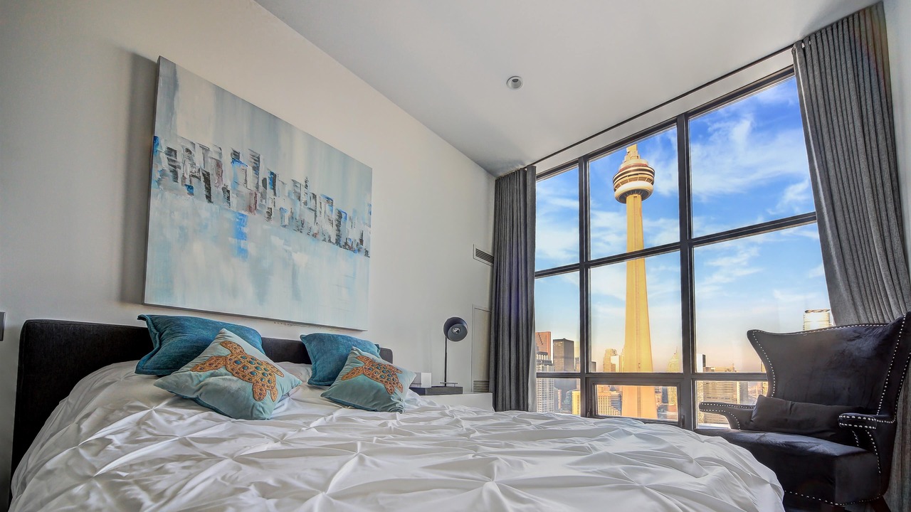 Photo of Bedroom in Toronto Entertainment District