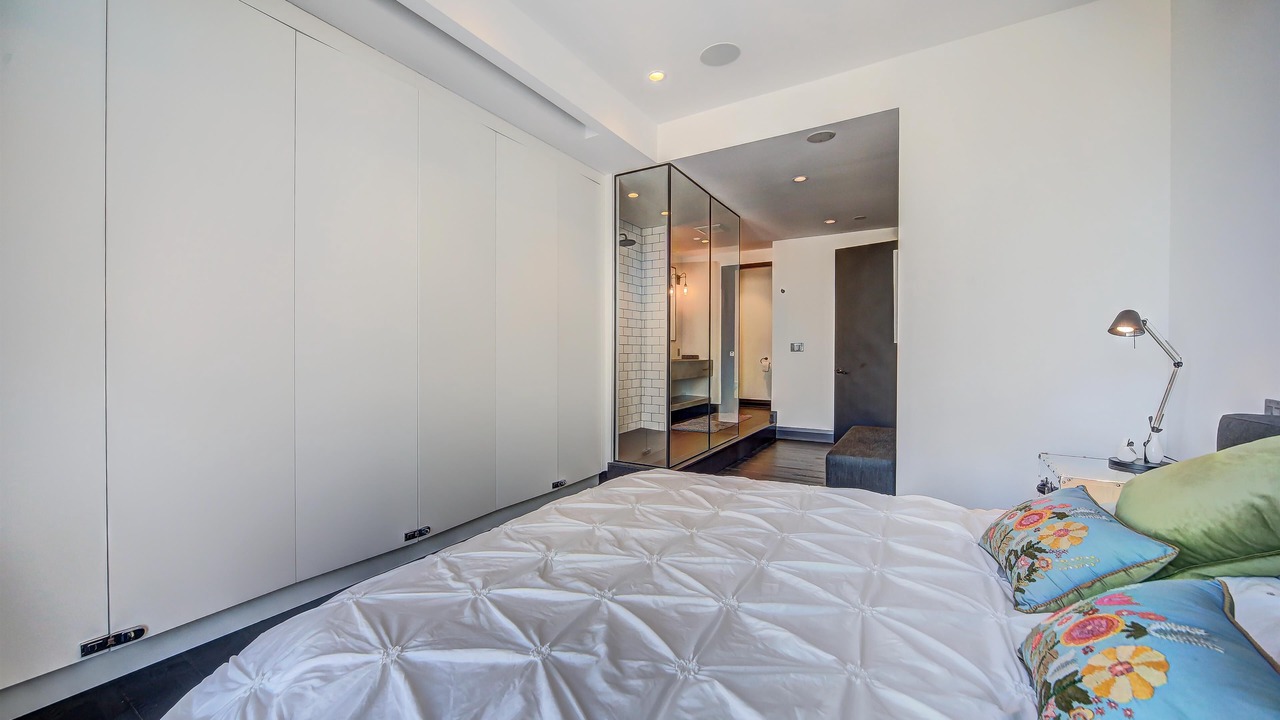 Photo of Bedroom in Toronto Entertainment District