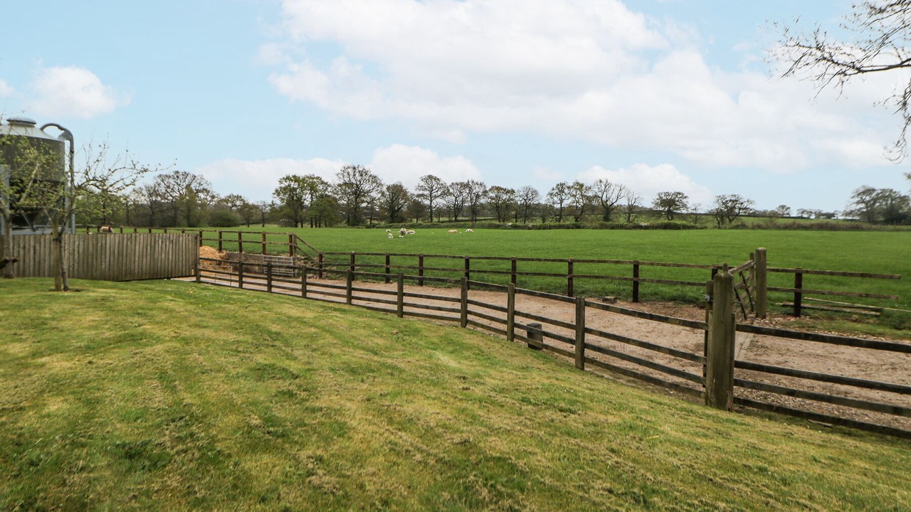 Photo of Outdoor in Foxt