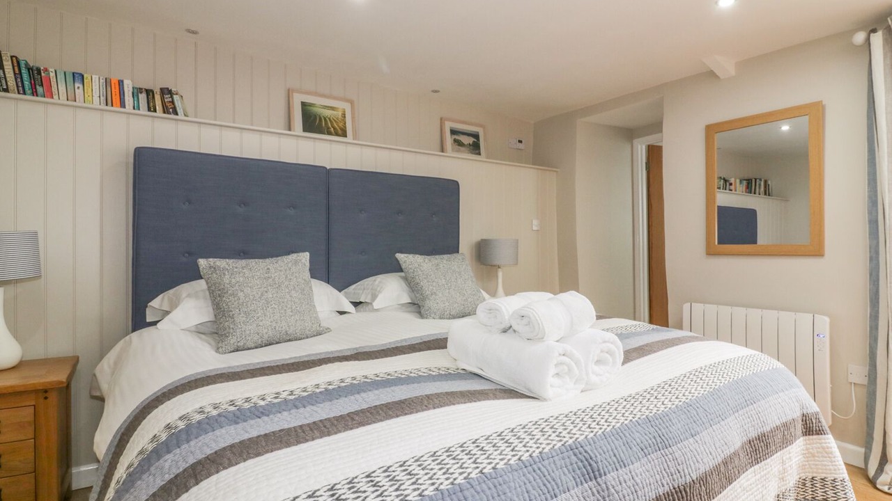 Photo of Bedroom in Crantock