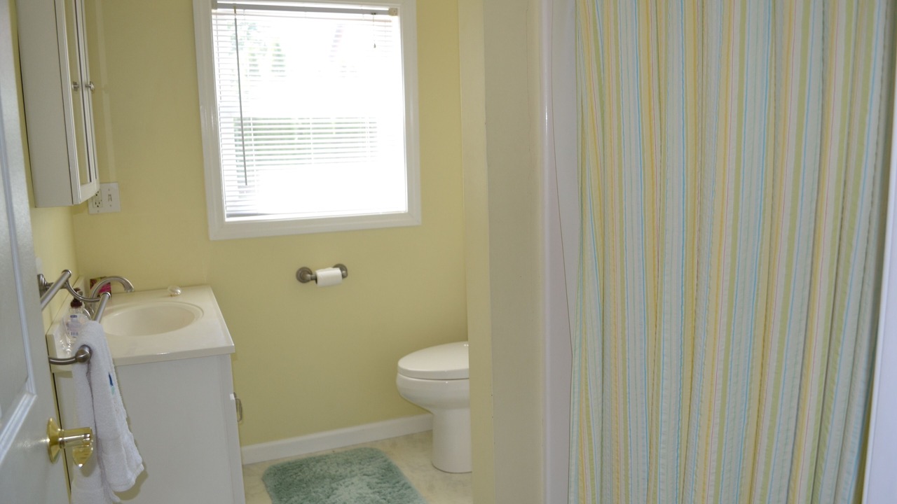 Photo of Bathroom in Middlefield