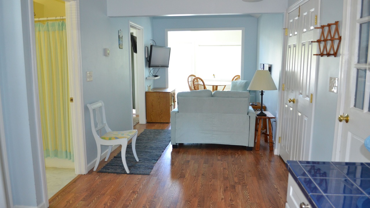 Photo of Livingroom in Middlefield