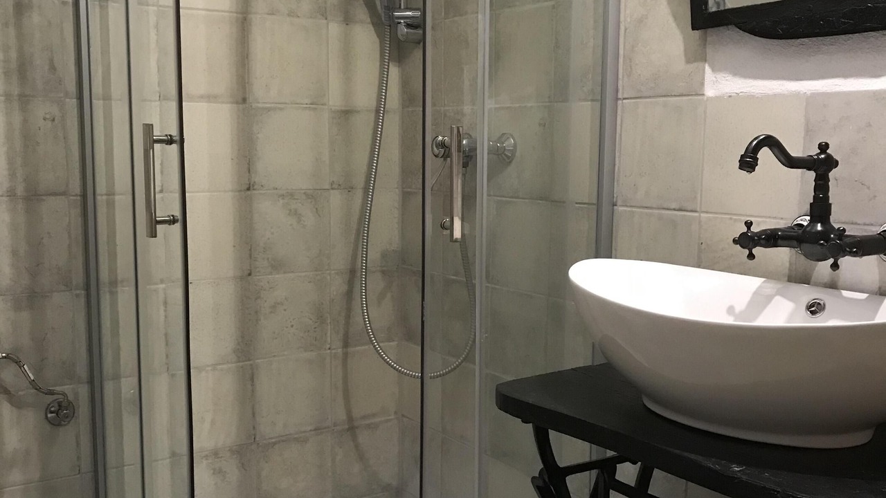 Photo of Bathroom in Cleebourg