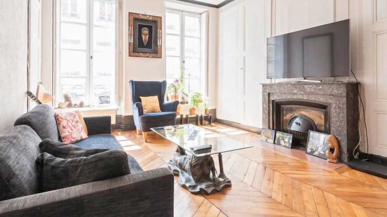 Photo of Livingroom in Voltaire - Saint Amour