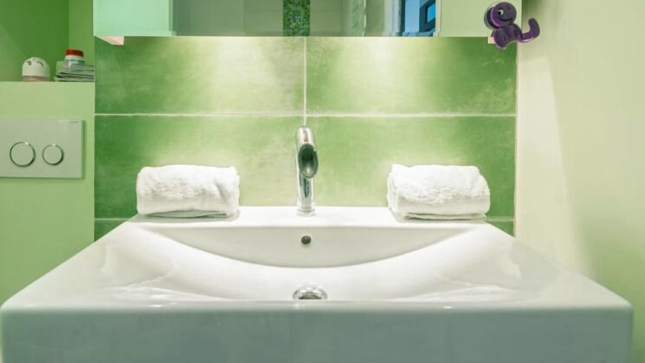 Photo of Bathroom in Voltaire - Saint Amour