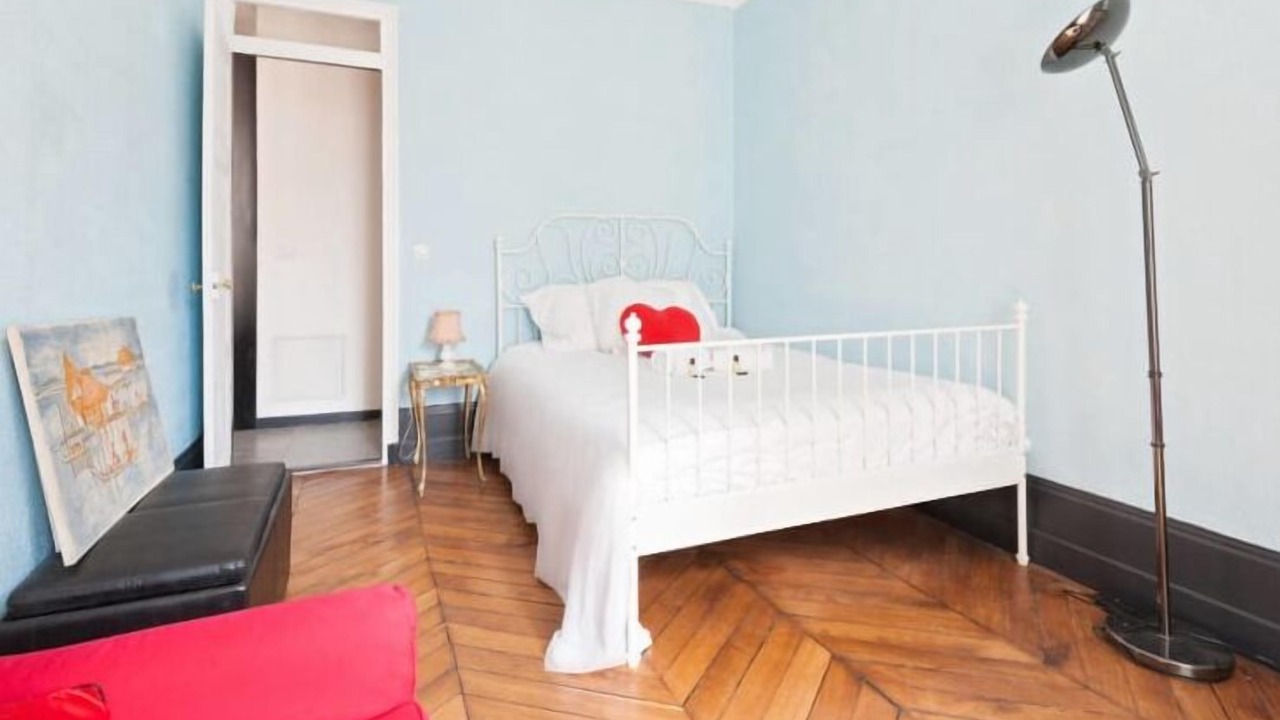 Photo of Bedroom in Voltaire - Saint Amour