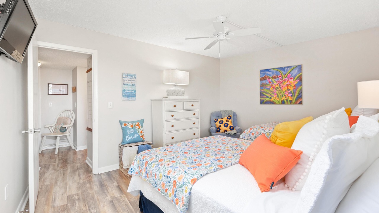 Photo of Bedroom in Crescent Beach