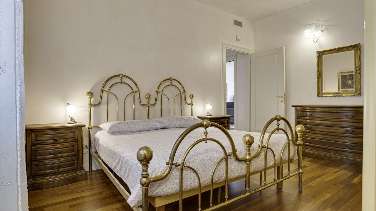 Photo of Bedroom in Toscolano Maderno