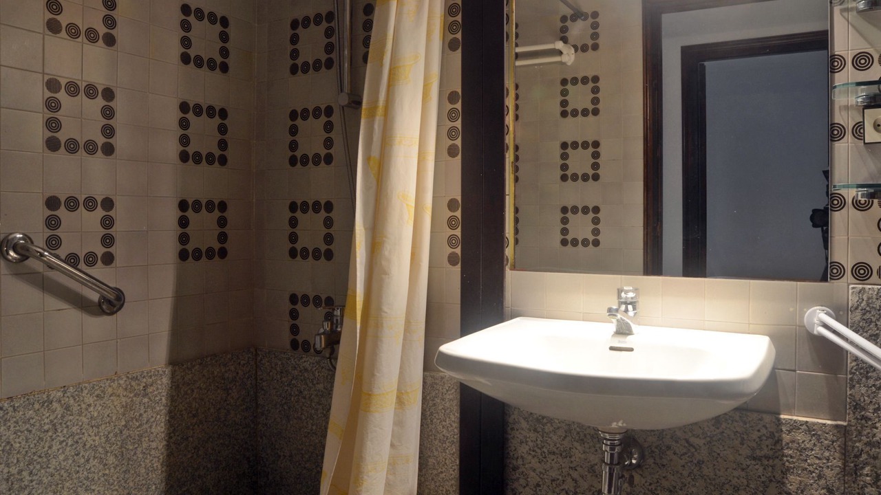 Photo of Bathroom in Tamariu